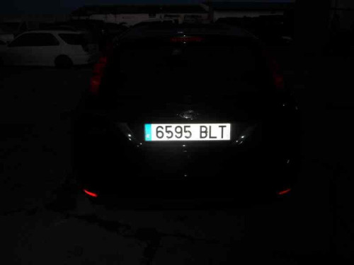  FORD FOCUS BERLINA (CAK) 