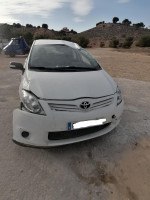 TOYOTA AURIS (E15)
