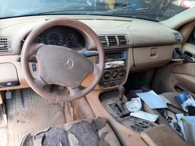 MERCEDES-BENZ CLASE ML (BM 163)