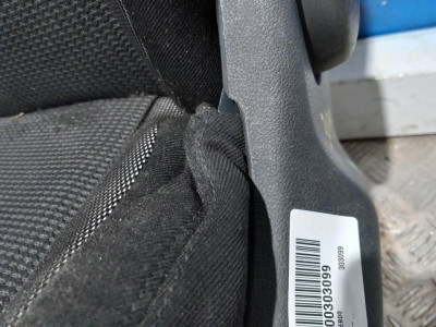 ASIENTO DELANTERO IZQUIERDO