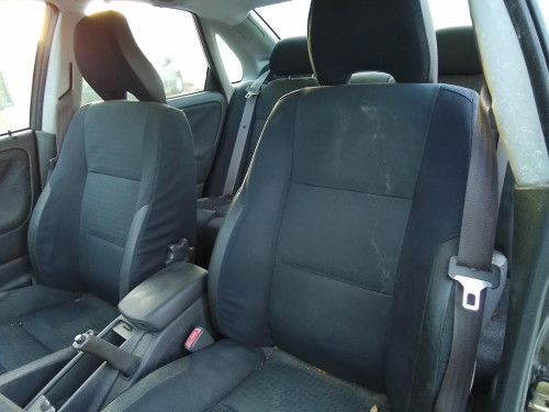  VOLVO S40 BERLINA 