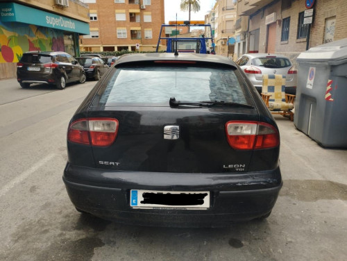 SEAT LEON (1M1) — автомобиль-донор на запчасти 
