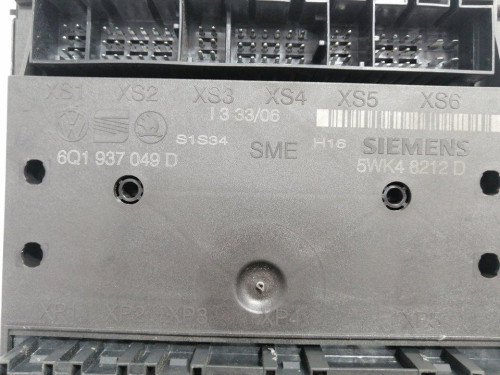 CAJA RELES / FUSIBLES VOLKSWAGEN POLO IV (9N3) 