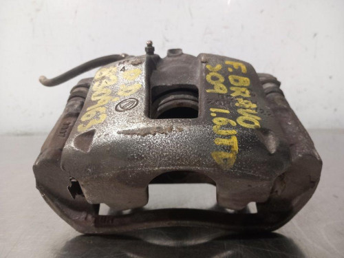 PINZA DE FRENO DELANTERA DERECHA 