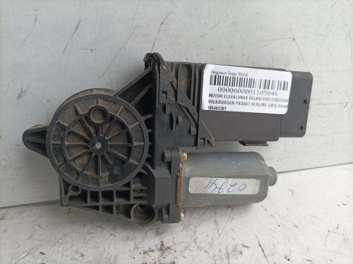  MOTOR ELEVALUNAS DELANTERO IZQUIERDO Volkswagen PASSAT BERLINA (3B3) 