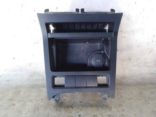 CENICERO VOLKSWAGEN GOLF VI (5K1)(10.2008) 