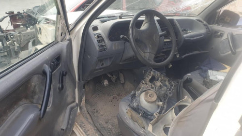  NISSAN TERRANO II (R20) 