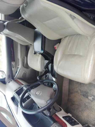 TOYOTA LAND CRUISER (J12) — vehículo donante para recambios 