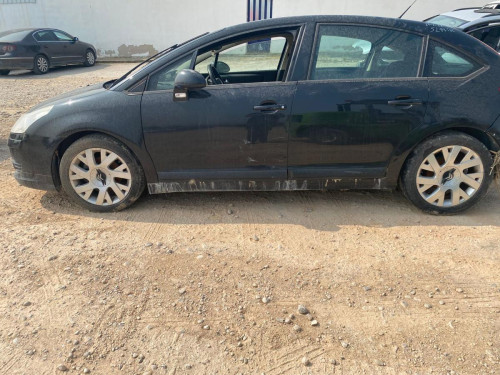 CITROEN C4 BERLINA — vehículo donante para recambios 