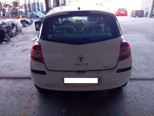  RENAULT CLIO III 