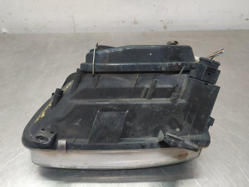  FARO DERECHO VOLKSWAGEN POLO III BERLINA (6N2) 