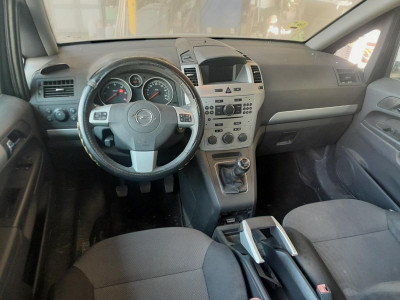 OPEL ZAFIRA B