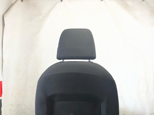 ASIENTO DELANTERO IZQUIERDO 