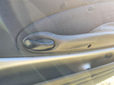 MANETA INTERIOR DELANTERA DERECHA