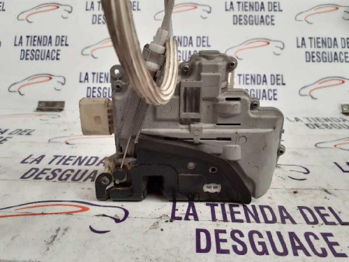  CERRADURA PUERTA DELANTERA DERECHA 