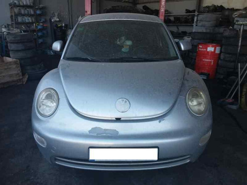 VOLKSWAGEN NEW BEETLE BERLINA (9C1/1C1) — vehículo donante para recambios 