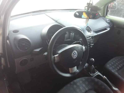 VOLKSWAGEN NEW BEETLE BERLINA (9C1/1C1) — vehículo donante para recambios 