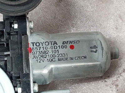ELEVALUNAS DELANTERO DERECHO, TOYOTA, YARIS (P13)