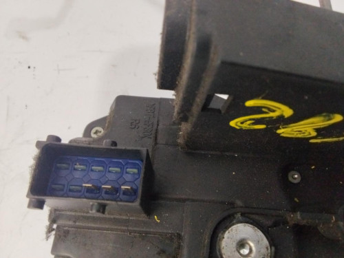 CERRADURA PUERTA DELANTERA DERECHA Renault TRAFIC II FURGÓN 