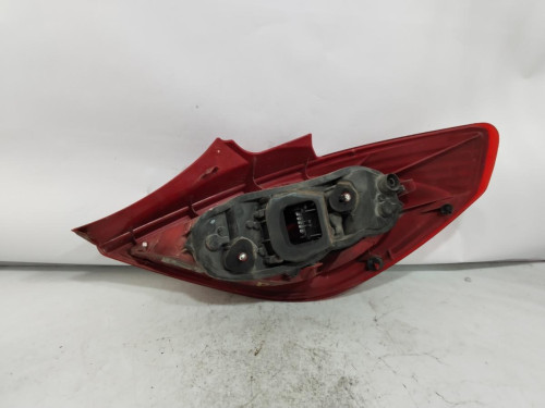PILOTO TRASERO IZQUIERDO OPEL CORSA D 