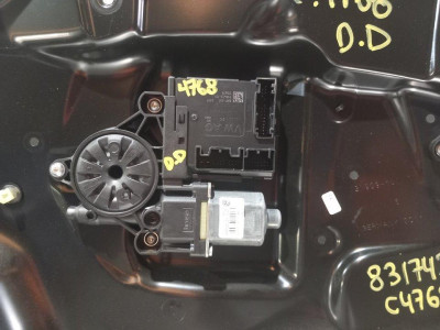 ELEVALUNAS DELANTERO DERECHO, VOLKSWAGEN, PASSAT BERLINA (362)