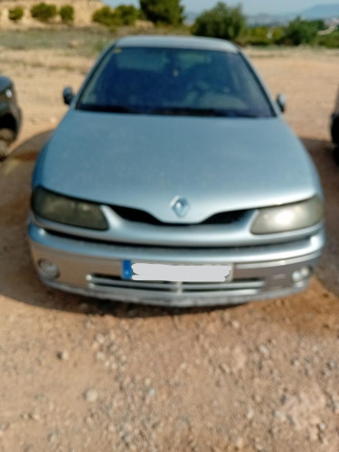 RENAULT LAGUNA (B56) — vehículo donante para recambios 