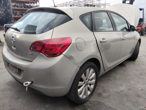  OPEL ASTRA J BERLINA 5P 
