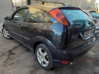 FORD FOCUS BERLINA (CAK)