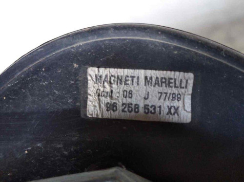 RETROVISOR IZQUIERDO Peugeot 206 