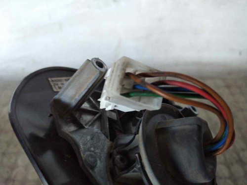 RETROVISOR IZQUIERDO Peugeot 206 