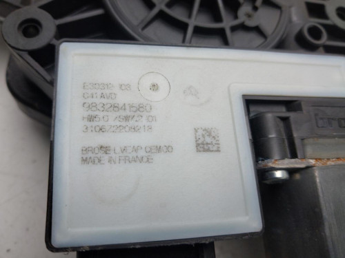 ELEVALUNAS DELANTERO DERECHO Citroen C4 BERLINA 