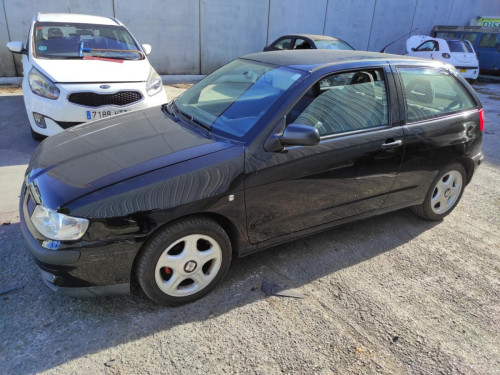 SEAT IBIZA (6K1) — vehículo donante para recambios 