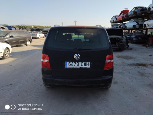  VOLKSWAGEN TOURAN (1T1) 