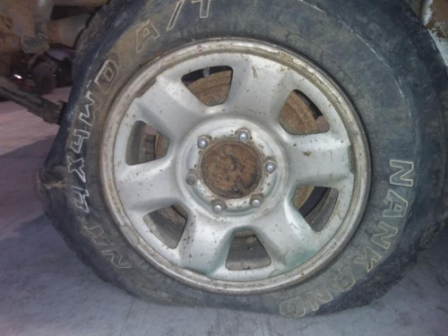 LLANTA Mitsubishi L200 (K70) 