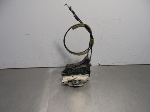  CERRADURA PUERTA TRASERA IZQUIERDA Mitsubishi GRANDIS (NA0W) 