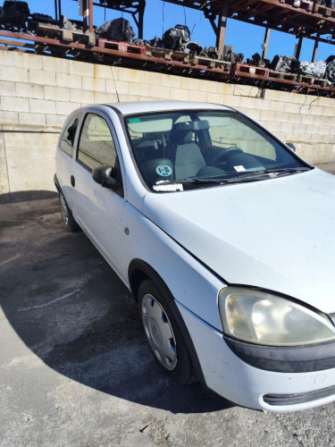 OPEL CORSA C — автомобиль-донор на запчасти 