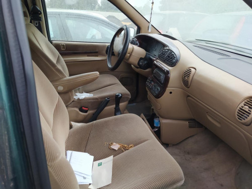  CHRYSLER VOYAGER GS 