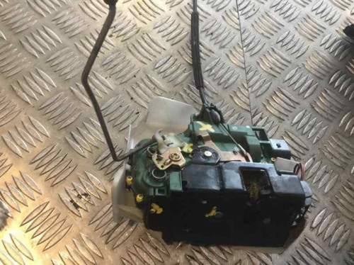 CERRADURA PUERTA DELANTERA IZQUIERDA 