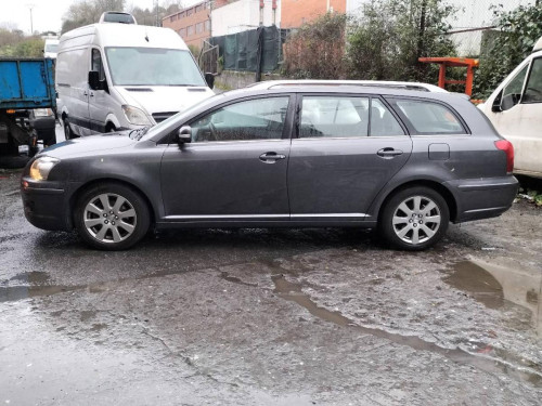  TOYOTA AVENSIS WAGON (T25) 
