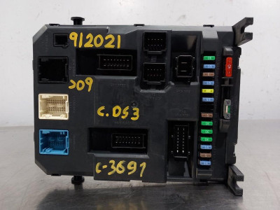 CAJA RELES / FUSIBLES, CITROEN, DS3