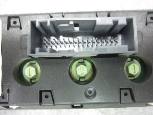  PANTALLA MULTIFUNCION OPEL CORSA D 