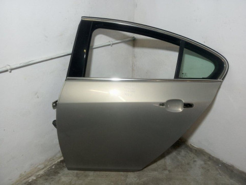  PUERTA TRASERA IZQUIERDA OPEL INSIGNIA BERLINA 