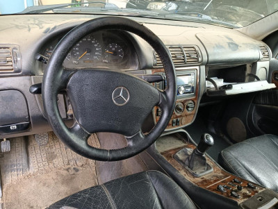 MERCEDES-BENZ CLASE ML (BM 163)