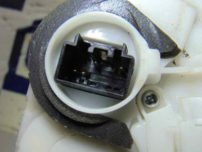 CERRADURA PUERTA TRASERA IZQUIERDA, MAZDA, 3 BERLINA (BL)