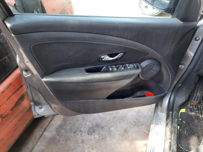 RENAULT MEGANE III BERLINA 5P
