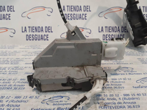  CERRADURA PUERTA TRASERA DERECHA 
