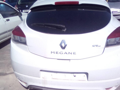 RENAULT MEGANE III COUPE