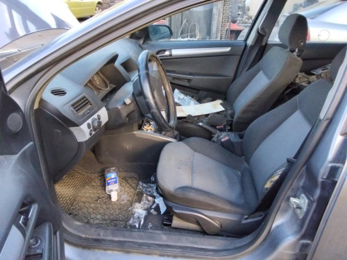OPEL ASTRA H BERLINA — автомобиль-донор на запчасти 