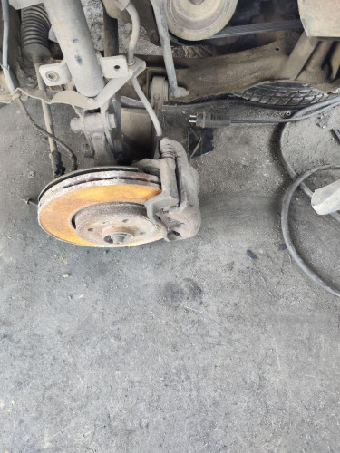 PINZA DE FRENO DELANTERA DERECHA Renault KANGOO I (F/KC0) 