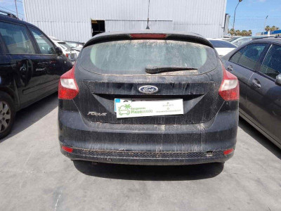 FORD FOCUS BERLINA (CB8)